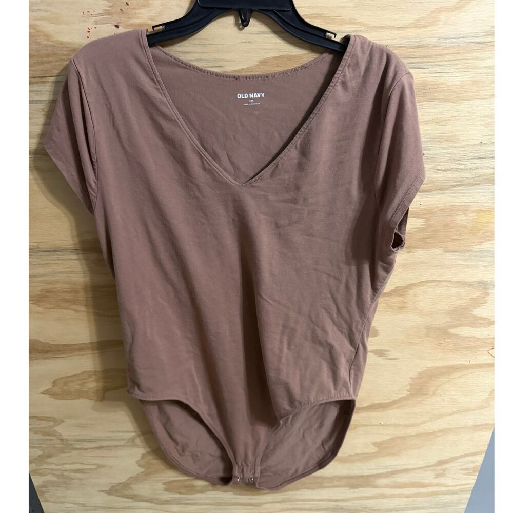 Women's Old Navy Body Suit Neutral 2X‎ Plus One-piece Button